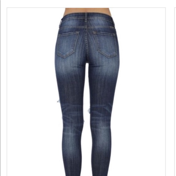 Medium Rise Distressed Dark Wash Jeans - Picture 4 of 8